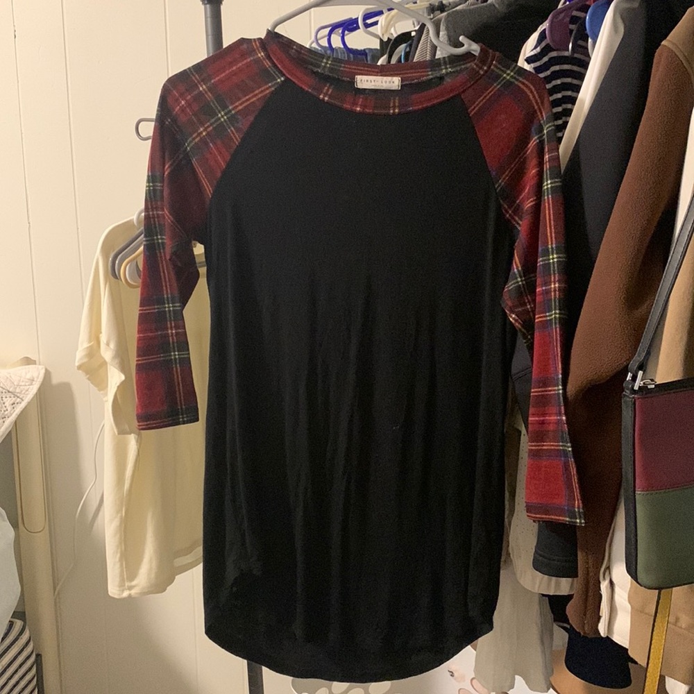 Black Shirt with 3/4 sleeves